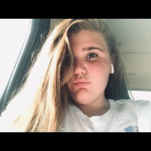 Meet your Posher, Kylee